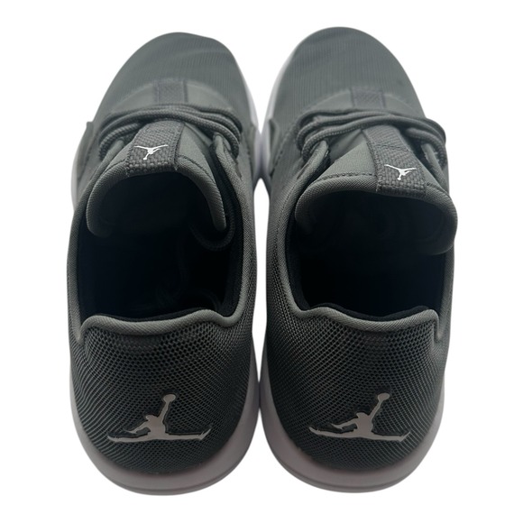 Air Jordan Eclipse BG Basketball Shoes YOUTH‎ Boys Sz 4 Grey Sneakers 724042-005